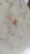 Pendiente de Clip de hoja de oro para mujer, sin Piercing, Puck Rock, Vintage, cristal, joyería