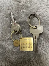 Llavero con anilla personalizada, calendario grabado, llavero de acero inoxidable, regalo de aniversario de boda para novio y marido