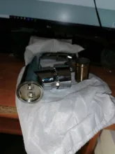 Grifo de aleación de Zinc montado en cubierta para lavabo de baño y cocina, grifos de resistencia a la corrosión con mango giratorio de un solo orificio, 1 unidad