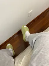 Zapatillas de casa para niño y niña, chanclas deslizantes de verano, zapatillas de Interior de fondo suave para bebé, zapatos de amor para playa, estilo familiar