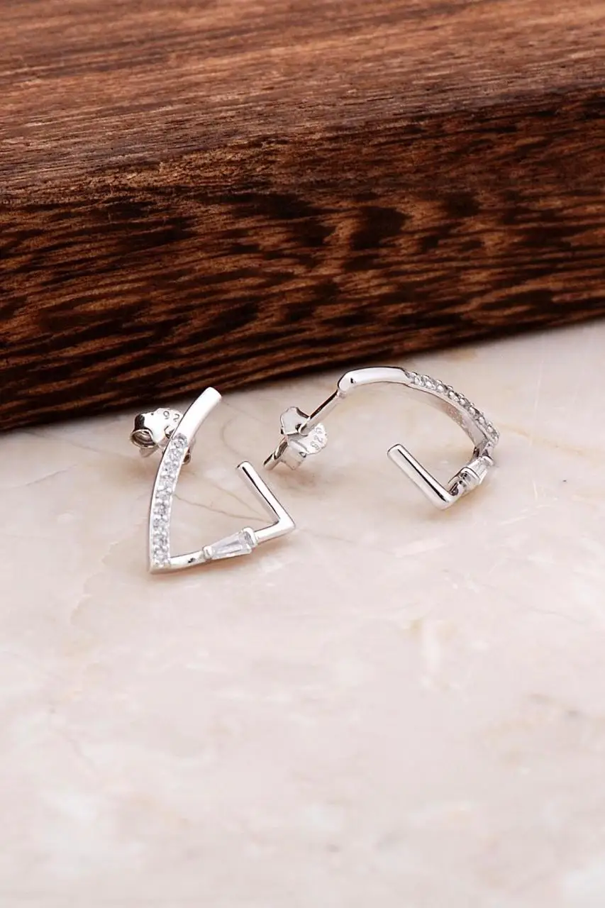 Baguette Cut Design Silver Earrings 4860 High Quality Hand Made Original Filigree Silver Jewellery Gift for Women
Baguette Cut Design Silver Earrings 4860 High Quality Hand Made Original Filigree Silver Jewellery Gift for Women