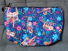 Jomtokoy-neceser con estampado Digital de perezoso para mujer, bolsa de viaje, organizador de maquillaje, hzb1010