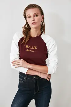 Trendyol With Color Block Printed Basic Long Sleeve Knitted T-Shirt TWOAW21TS0016
Trendyol With Color Block Printed Basic Long Sleeve Knitted T-Shirt TWOAW21TS0016