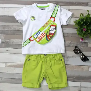 Conjunto de ropa de chico y niño de verano, conjunto de ropa de Mes pequeño, camiseta estampada + pantalones cortos chinos
Conjunto de ropa de chico y niño de verano, conjunto de ropa de Mes pequeño, camiseta estampada + pantalones cortos chinos
