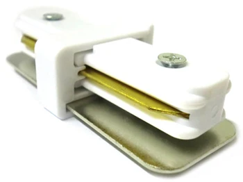 Linear coupling to the connector for track lighting spotlights Led model the color white for Mono phase
Linear coupling to the connector for track lighting spotlights Led model the color white for Mono phase