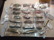 WLure-señuelo de pesca flotante lento, 20g, 13cm, hoja de corte de pintura realista, anzuelos triples, transferencia de peso, pececillo, HM401