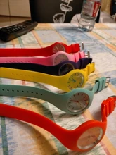 Reloj deportivo Geneva para hombre y mujer, pulsera ultrafina de silicona de Color crema de mujer