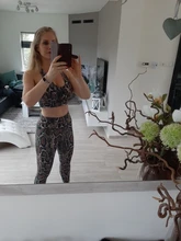 Conjunto de Yoga con estampado de serpiente para mujer, ropa deportiva de realce, sin costuras, con espalda entrecruzada, mallas deportivas para gimnasio