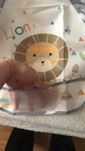 Baberos de dibujos animados para bebé, impermeables, infantiles, para comer, dibujo de manga larga, paño para eructar, babero, accesorios para alimentación de bebé de 0 a 2 años