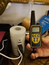 Collar de perro impermeable recargable Collar de entrenamiento eléctrico para perro con control remoto controlador eléctrico Collar del entrenamiento para perros