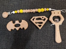 Nombre personalizado de cuentas para masticar de madera de haya, pinzas de chupete, soporte de cadena, cadenas para chupete, juguete para la dentición del bebé