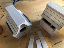 Nido de ave de madera pájaro colgante casa jaula de pájaros de madera Natural lugar de descanso Casa de pájaros al aire libre montada en la pared caja de madera