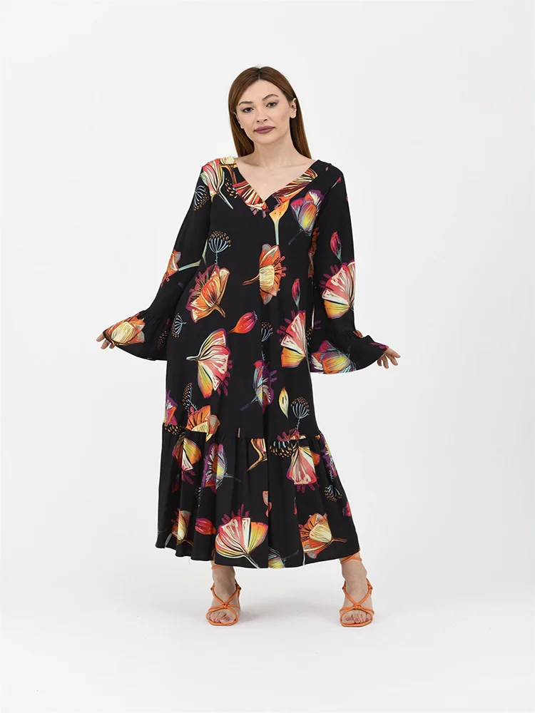 Magic Leaf Patterned V-Neck Flare Sleeve Black Color Long Viscose Fabric Dress 2022 New Season Women's Clothing Fashion
Magic Leaf Patterned V-Neck Flare Sleeve Black Color Long Viscose Fabric Dress 2022 New Season Women's Clothing Fashion