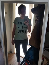 Camiseta con estampado de letras MOM OF BOYS para Mujer, blusa holgada de manga corta con cuello redondo, Camisetas para Mujer