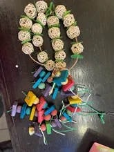 Pajita de madera colorida para loros, juguete interactivo colgante con campana para interior y exterior, jaula para loros, accesorios para mascotas