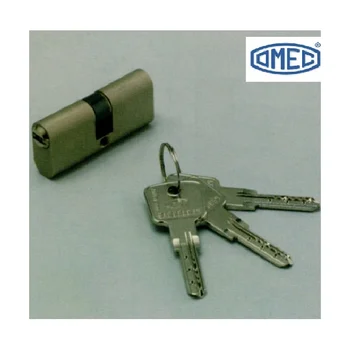 Omec 2140/14H security cylinder Oval double mm.70 D flat key nickel plated brass
Omec 2140/14H security cylinder Oval double mm.70 D flat key nickel plated brass