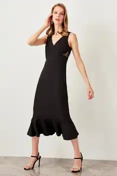 Trendyol Waist Low-Cut Dress TPRSS19FZ0267
Trendyol Waist Low-Cut Dress TPRSS19FZ0267