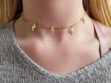 Collar con forma de relámpago para mujer, gargantilla de cadena de eslabones dorados a la moda, collar con abalorio para el cuello, joyería para mujer 2020
