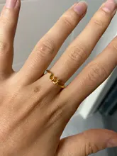 A-Z Unisex de Color dorado y plateado, 26 letras iniciales, anillos con nombre para hombre y mujer, sortijas creativas de aleación geométricas, joyería al por mayor