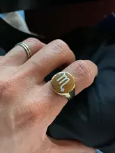 Anillo de acero inoxidable personalizado para mujer, sello de letra con parte superior redonda gruesa, Punk, joyería de moda