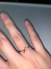 Anillos con letras iniciales simples para mujer, joyería de acero inoxidable con nombre apilable para parejas, regalo BFF para hermana, venta al por mayor