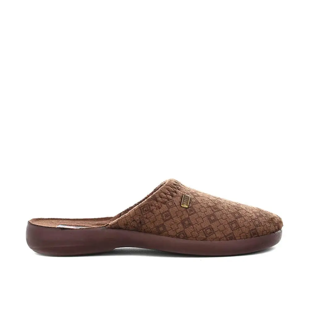 New Trend Suede Home men's slippers brown summer winter umbrella warm fur slippers male short home shoes men
New Trend Suede Home men's slippers brown summer winter umbrella warm fur slippers male short home shoes men
