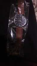 Pulsera de cuarzo para hombre, reloj analógico de negocios con correa de cuero sintético, diseño con números romanos y efecto Blu-ray