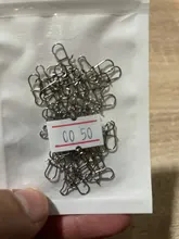 Conector de anzuelos de pesca de acero inoxidable, 50 unids/lote, Pin de enclavamiento, broche 4 #-12 #, giratorio para accesorios de anzuelo