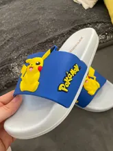 Pikachu-Zapatillas de verano de interior para niños, antideslizantes, color negro