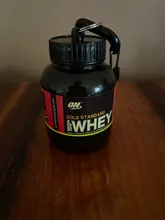 1PC 100ML portátil botella para polvo de proteína con llavero de salud embudo medicina publicidad botella de agua vaso botella para deporte al exterior