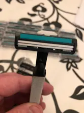 Máquina de afeitar de 2 capas para hombre, afeitadora de seguridad Manual, cuidado facial, afeitadora de barba, 1/30 Uds.