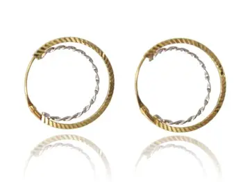 Earrings gold two color formed by two hoops stoned
Earrings gold two color formed by two hoops stoned