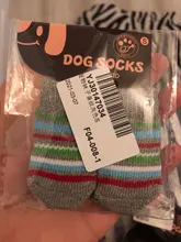 4 unids/set perro cachorro cálido calcetines lindo cachorro de perro de punto Calcetines para mascotas de dibujos animados lindo Anti-deslizamiento zapatos de gato calcetines de colores