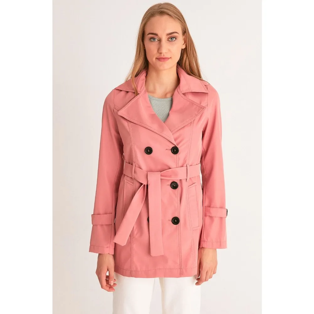 Женский двубортный Тренч TUGBA, длинный Тренч цвета хаки с карманами и поясом, деловая верхняя одежда для осени и зимы
Женский двубортный Тренч TUGBA, длинный Тренч цвета хаки с карманами и поясом, деловая верхняя одежда для осени и зимы