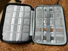 Caja organizadora de relojes de viaje con 18 ranuras para Apple Watch, caja de almacenamiento de correa de reloj, doble capa