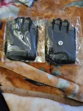 Caminar pescado guantes de la pesca no-Slip transpirable ultrafino Unisex medio dedo guante Camping pesca material para carpas guantes de pesca