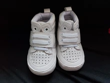 Zapatos de cuna de suela suave para recién nacido, botas cálidas antideslizantes, de PU, transpirables, para primeros pasos de 0 a 18M, 2018