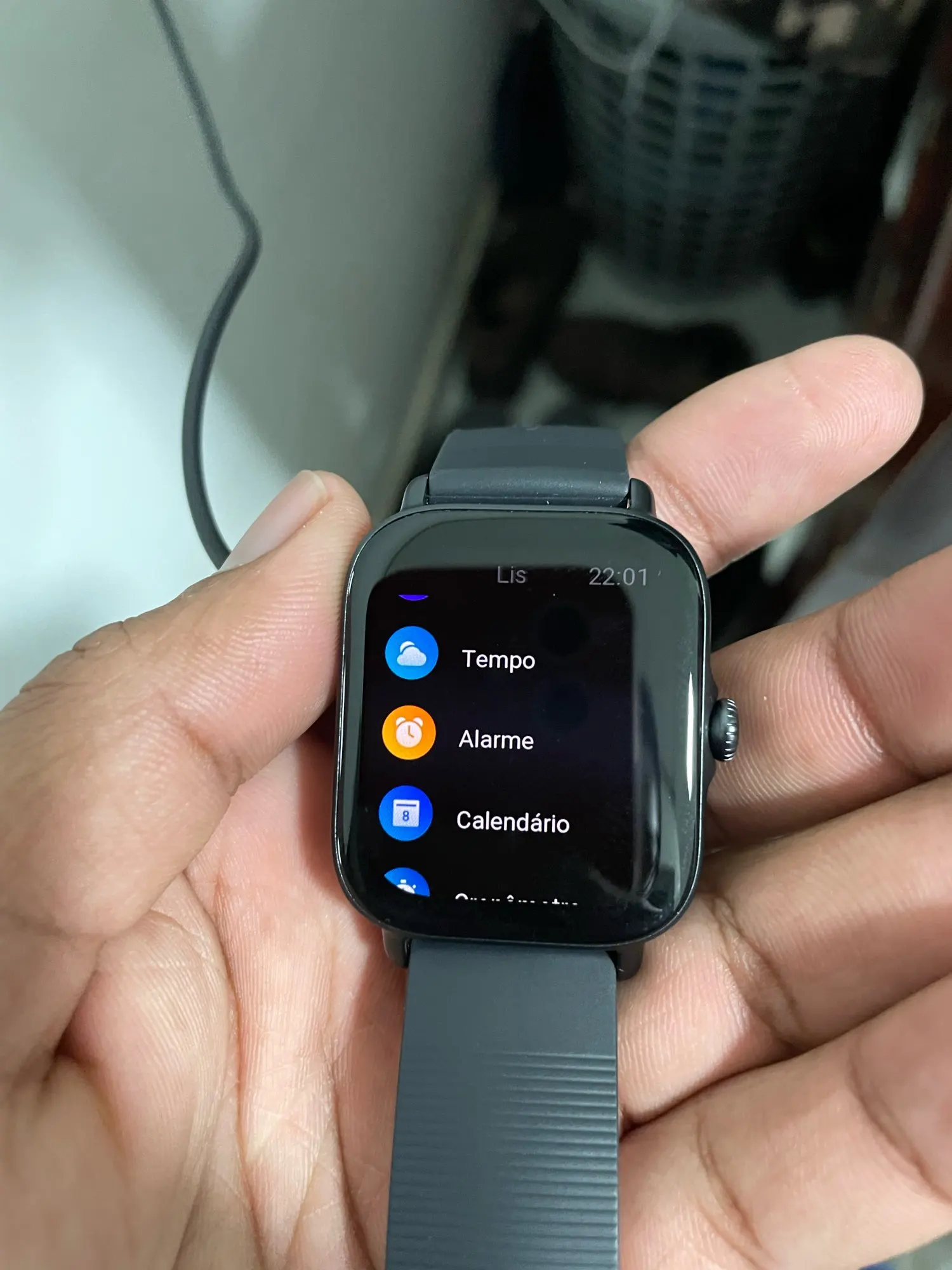 Hand Gts Mini Launch Date Xiaomi Amazfit Amazfit Gts Mini Altavoz