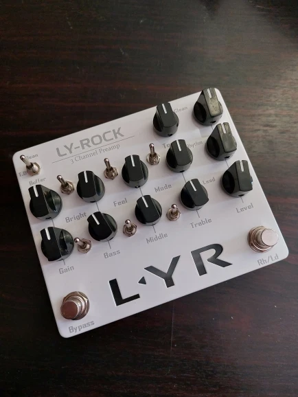 LY-ROCK LYR 3 / 3チャンネルプリアンプ LY-ROCK LYR 3 / 3チャンネル