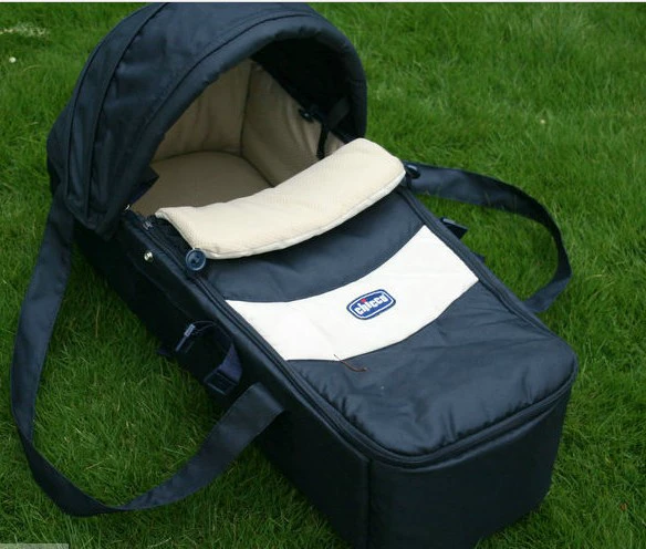chicco baby carry cot