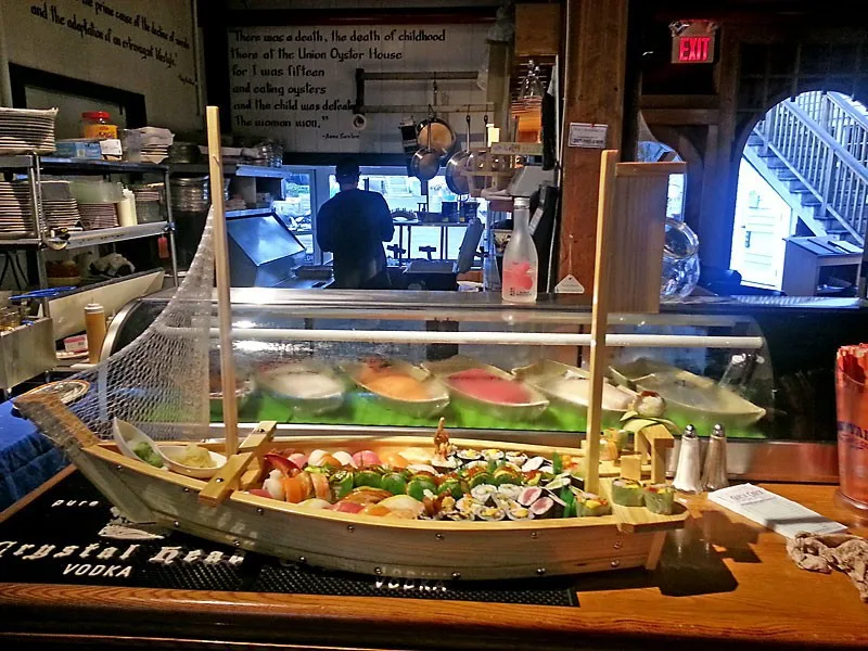 MOsushiBoat