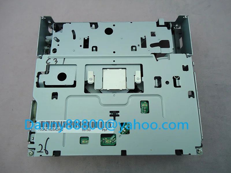matsushita single CD loader with MP3 (1)