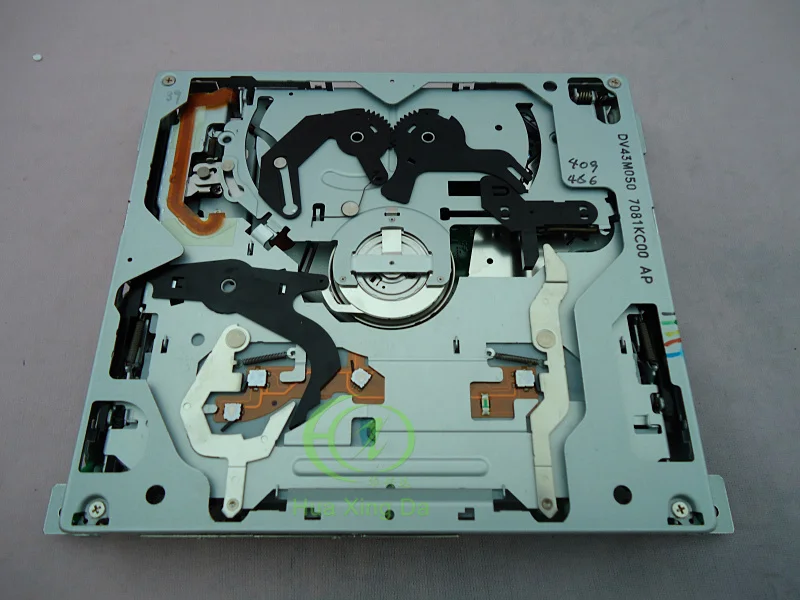 Excellent Alpine DVD mechanism Loader DV43M050 DV43M070 DV43M870 for Mercedes NTG2.5 Navigation systems single DVD Cadillac Aud-ii 1