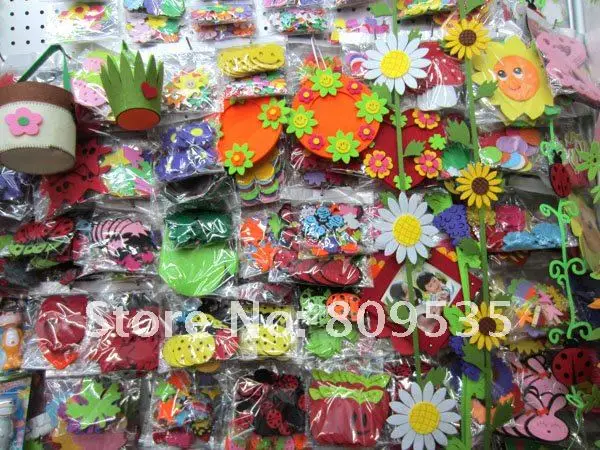 Free Shipping 200pcs/lot Nonwovens Applique Red Ladybug For Scrapbooks 16x19mm