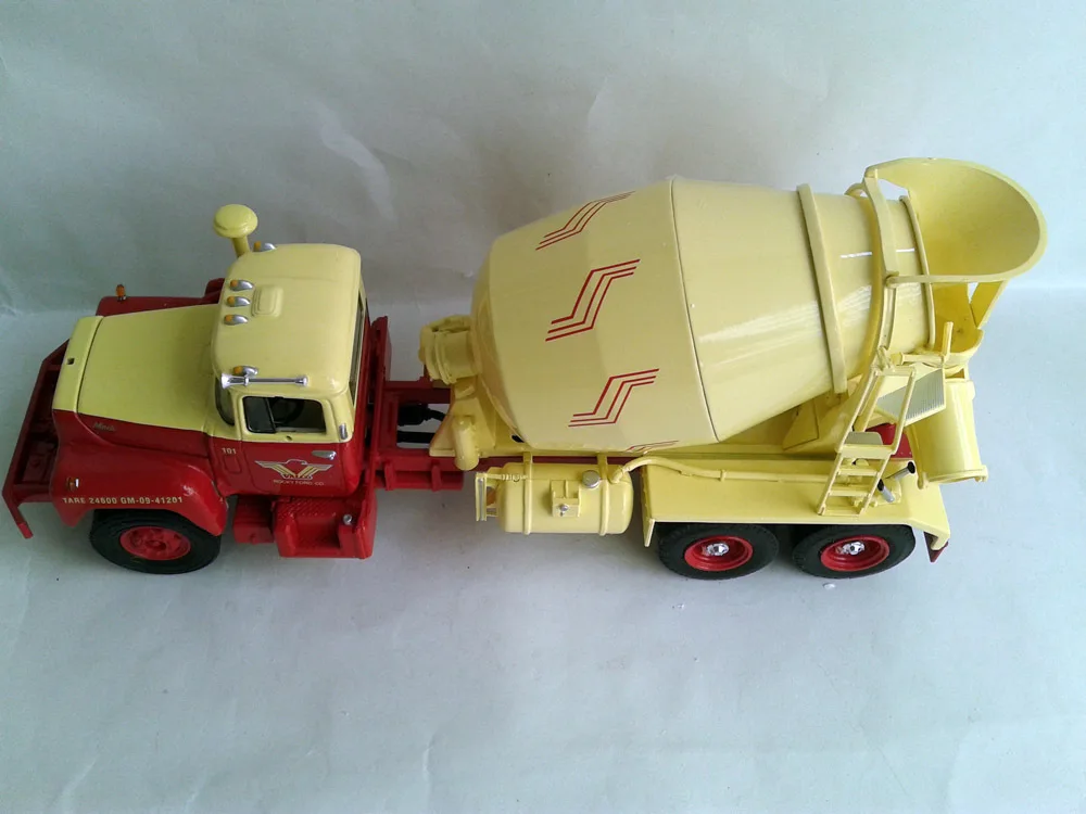 F3112 (1).jpg