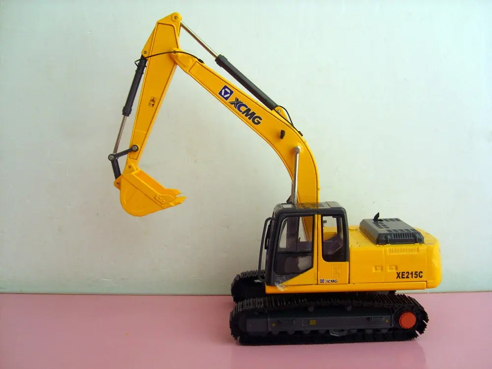 XE215C (11).jpg