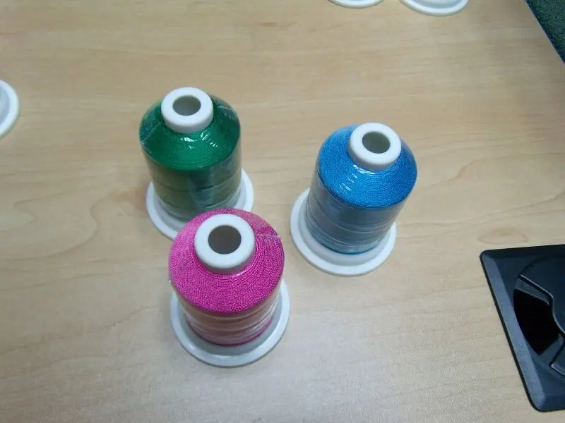 Trilobal polyester embroidery thread 1000m, 60 spools/set+free shipping