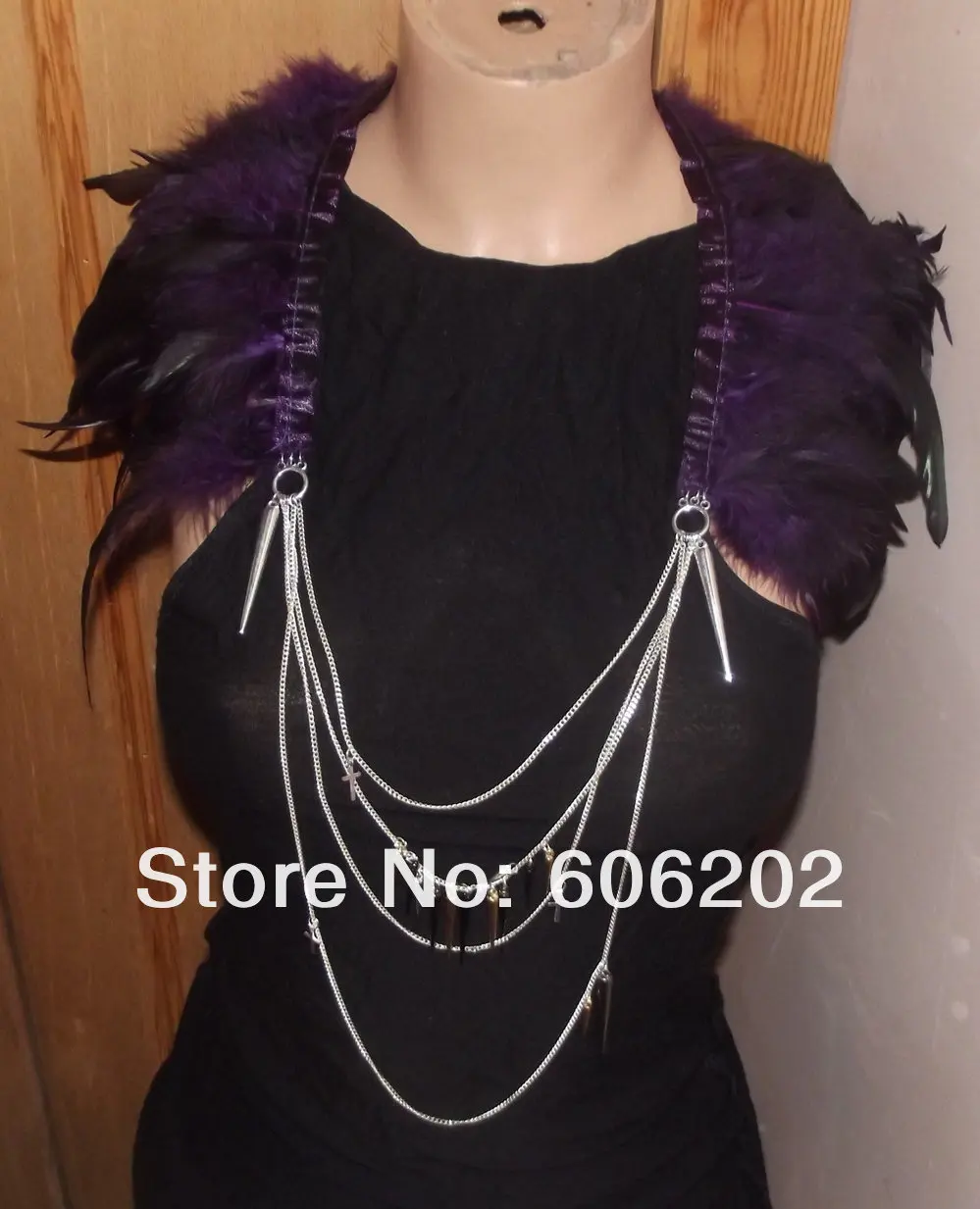 1621 Rooster feather shoulder necklace usd40.00.jpg