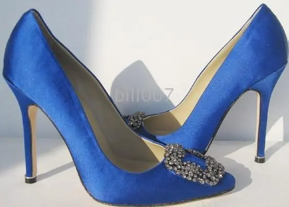 carrie bradshaw blue shoes