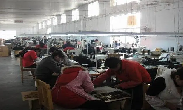 Work Place-2.JPG